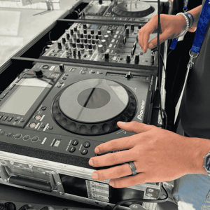 img_DJ_ces